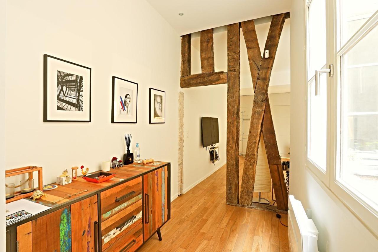 Appartement Paris - Louvre & Rivoli Luaran gambar